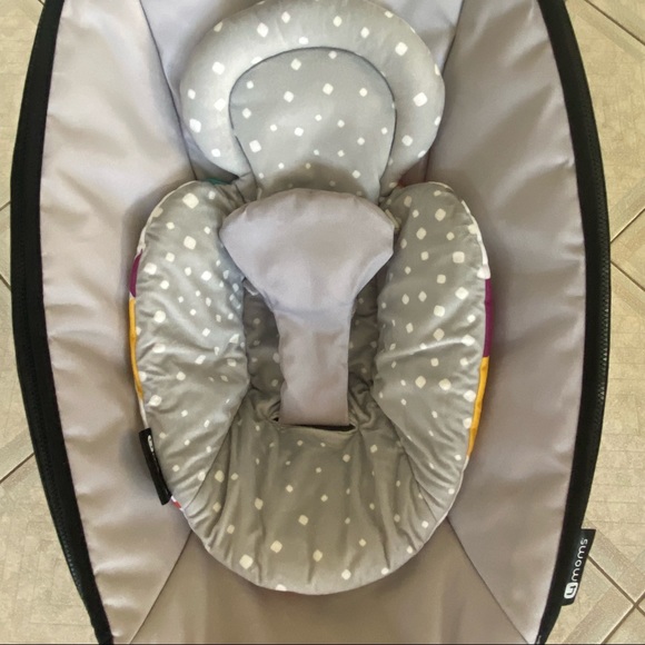 4Moms Rockaroo & Newborn Insert - Picture 7 of 10